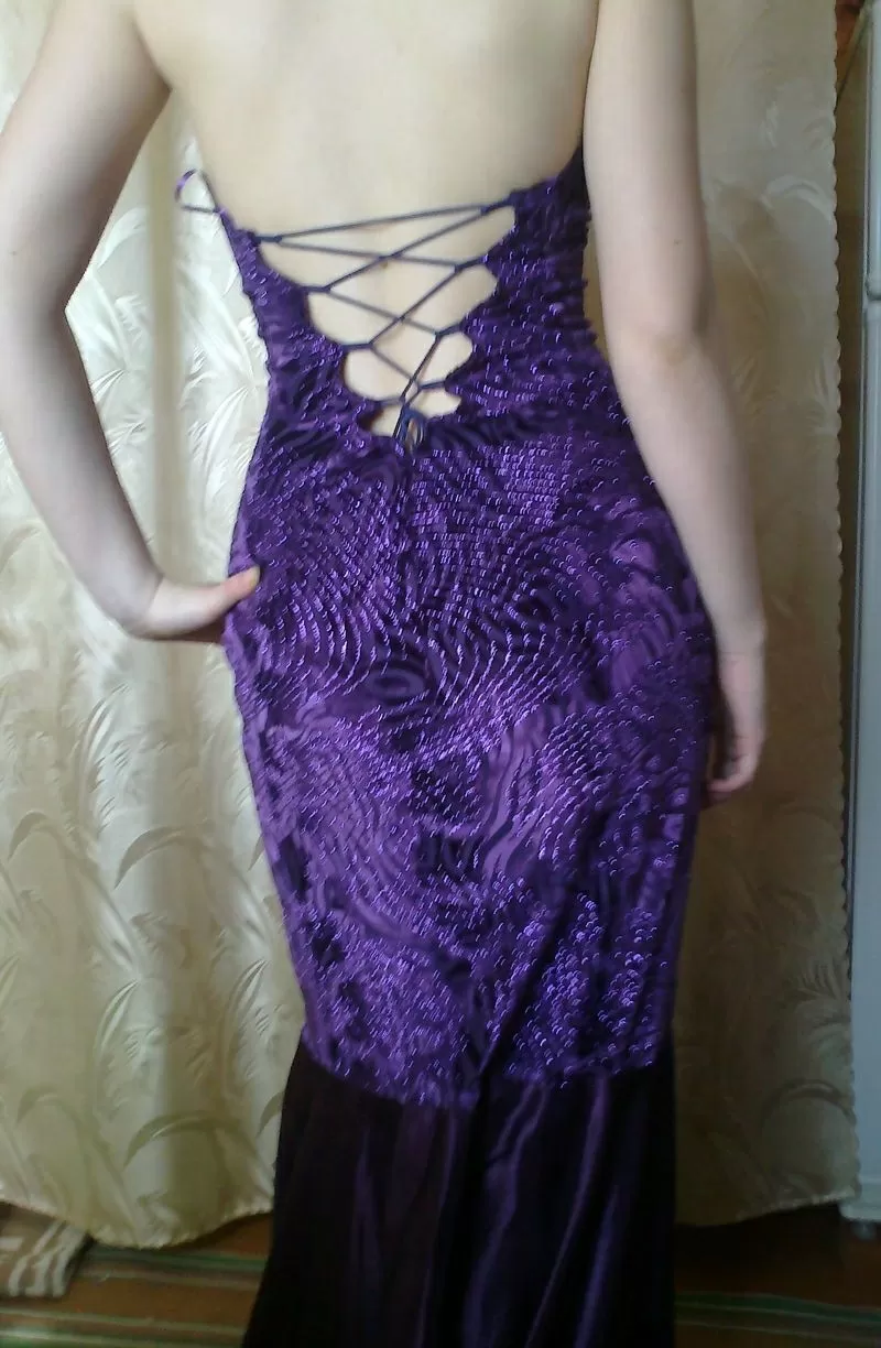 Вечернее платье,  фиолетовое,  б/у 1 раз,  в отличном состоянии,  торг. 4