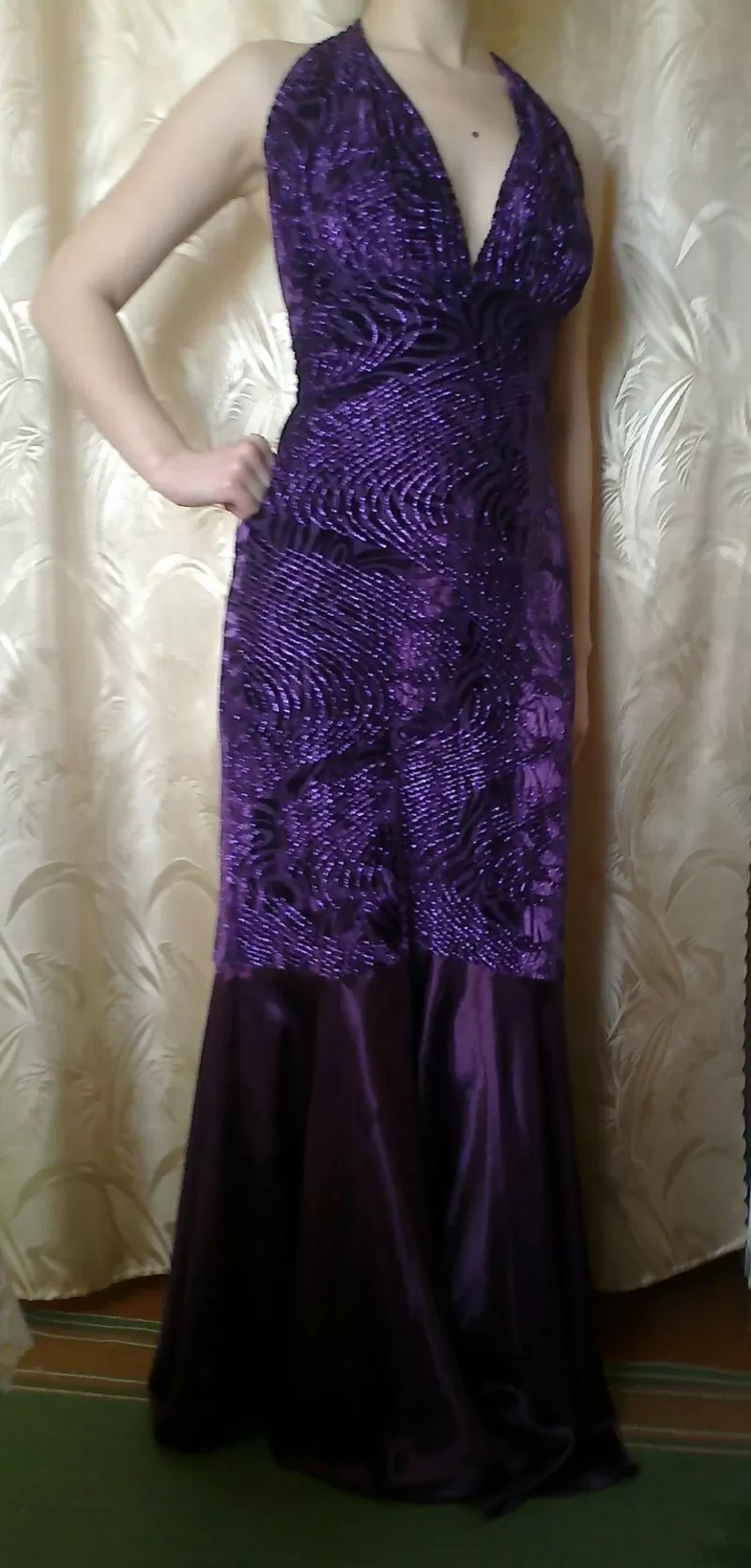 Вечернее платье,  фиолетовое,  б/у 1 раз,  в отличном состоянии,  торг. 6