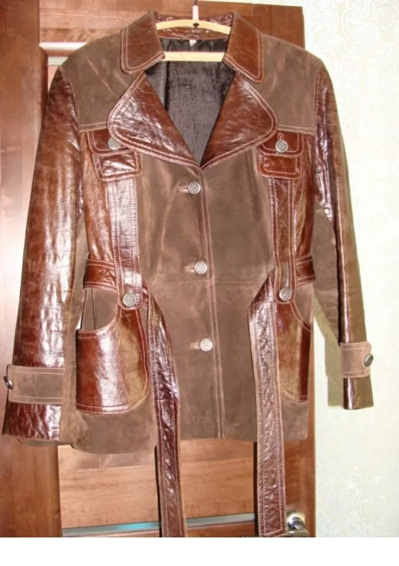 Женская   кожаная   куртка,    ECHTES  LEDER