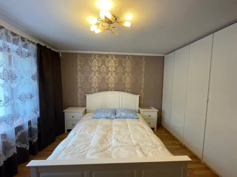 Квартира на сутки в городе Хойники,  есть все необходимое. 2